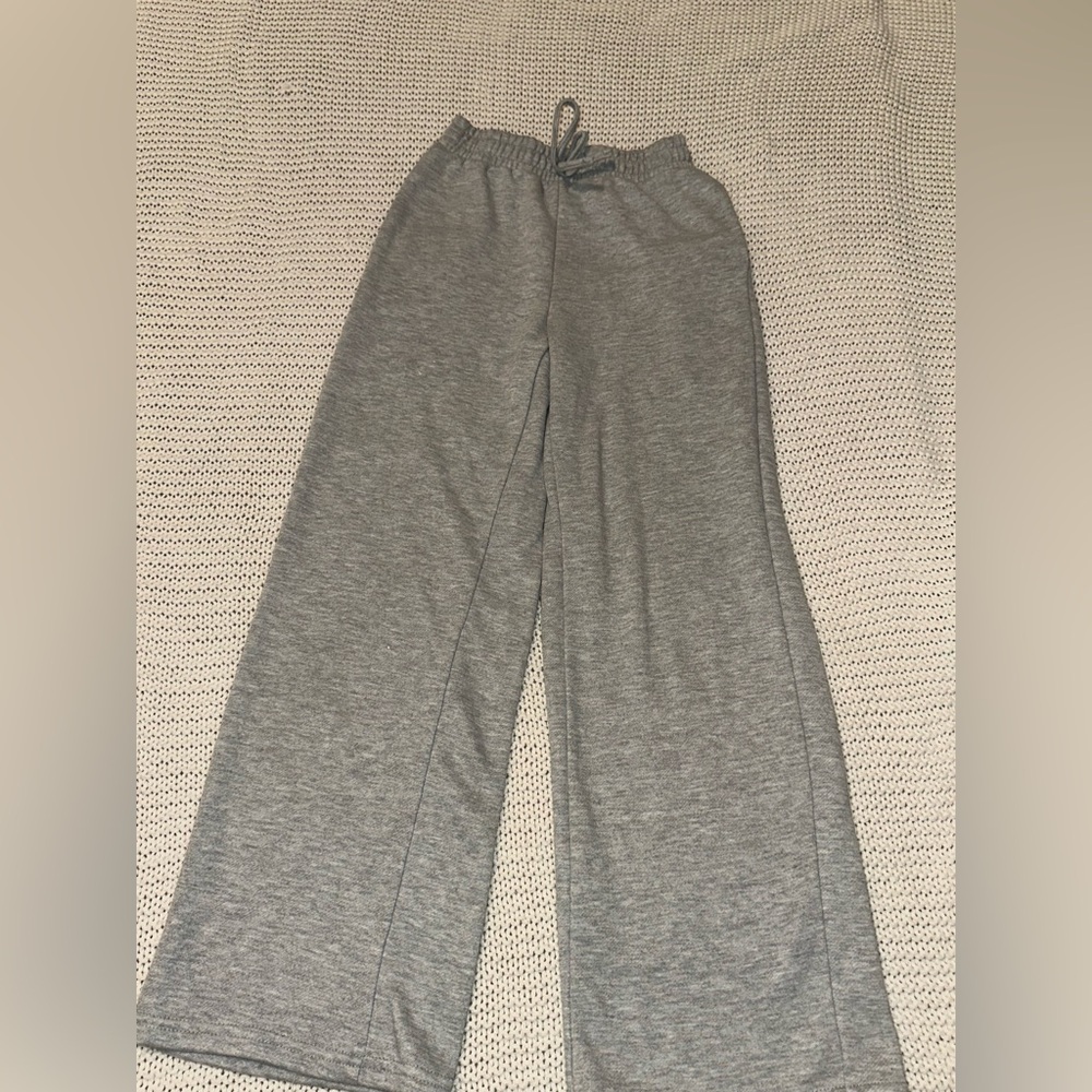 Grey wide leg sweatpants
